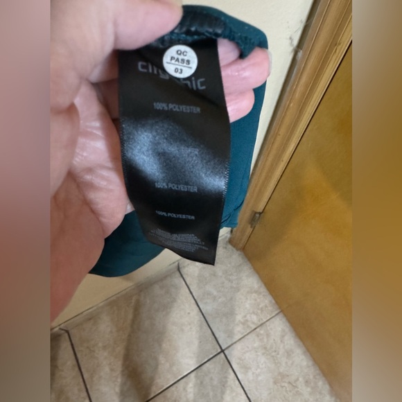 NWT..City Chic Knee Length Dress Size L/20 - Picture 6 of 6